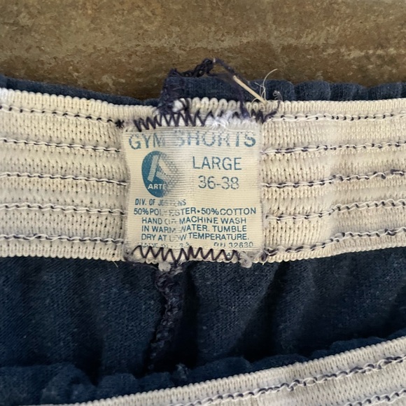 Vintage SMU shorts - Picture 6 of 6